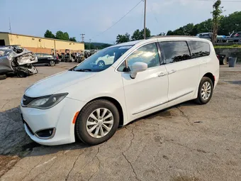 2017 Chrysler Pacifica 2C4RC1BG5HR756911 Lot 63733326