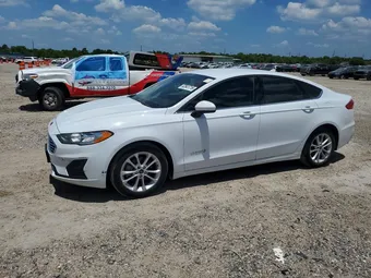 2019 Ford Fusion 3FA6P0LU5KR269186