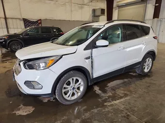 2018 Ford Escape 1FMCU9GD5JUC24949