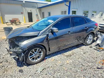 2016 Ford Focus 1FADP3F22GL403094