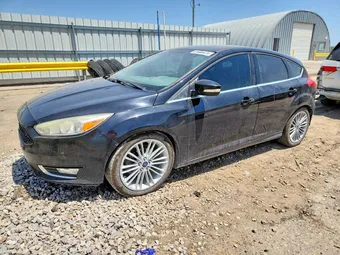 2016 Ford Focus 1FADP3N25GL256223