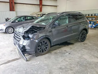 2018 Ford Escape 1FMCU9GD8JUB92854