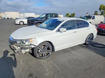 2017 Honda Accord 1HGCR2F11HA169319