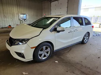 2018 Honda Odyssey 5FNRL6H77JB085506