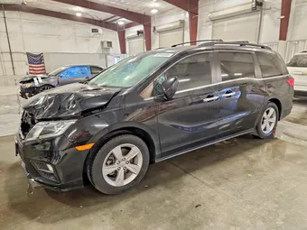 2018 Honda Odyssey 5FNRL6H77JB032241