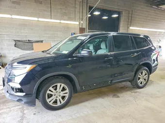 2018 Honda Pilot 5FNYF6H19JB015780