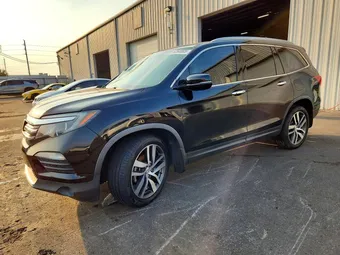 2017 Honda Pilot 5FNYF6H93HB024328