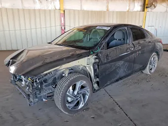 2024 Hyundai Elantra KMHLS4DG6RU657103