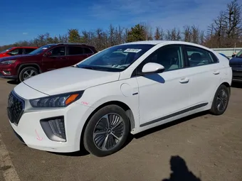 2020 Hyundai Ioniq KMHC75LD5LU241033