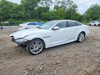 2018 Jaguar XJ-Series SAJWJ1CD9J8W14092