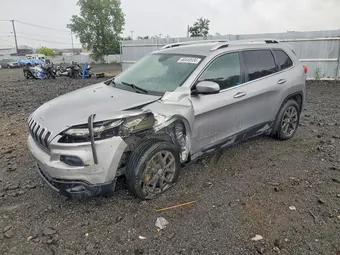 2016 Jeep Cherokee 1C4PJLCB9GW347022