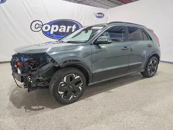 2023 Kia Niro KNDCR3L13P5033614