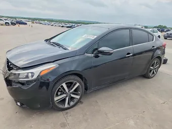 2017 Kia Forte 3KPFL4A8XHE005223