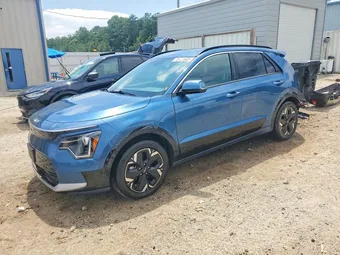 2023 Kia Niro KNDCR3L18P5046231