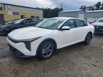 2026 Kia K4 3KPFT4DE0TE251420