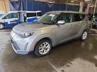2023 Kia Soul KNDJ23AU5P7876842