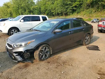 2021 Kia Forte 3KPF24AD9ME305930