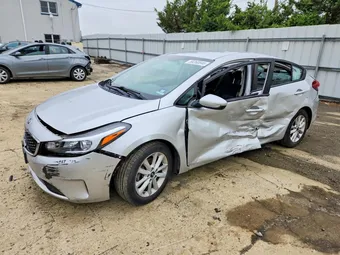 2017 Kia Forte 3KPFL4A7XHE098770
