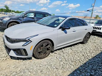 2025 Kia K5 KNAG64J76S5332656
