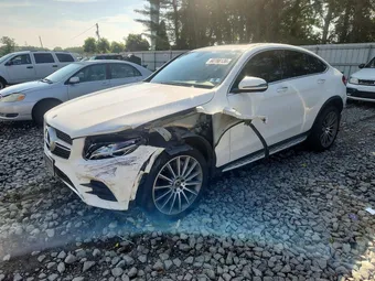 2018 Mercedes-Benz GLC-Class WDC0J4KBXJF427455