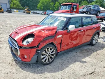 2017 Mini Clubman WMWLU5C5XH2E82224