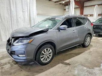 2017 Nissan Rogue KNMAT2MV7HP570030