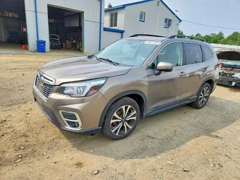 2019 Subaru Forester JF2SKAUC8KH555040 Lot 64811326