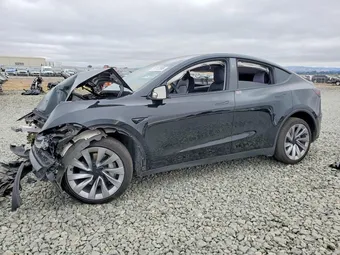 2026 Tesla Model Y 7SAYGDEE6TF350042