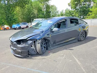 2024 Tesla Model X 7SAXCDE58RF451986