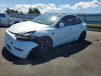 2023 Tesla Model Y 7SAYGAEE4PF903114