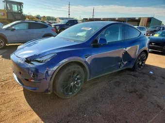 2022 Tesla Model Y 7SAYGDEE3NA011075