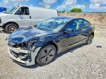 2023 Tesla Model 3 5YJ3E1EA4PF458903