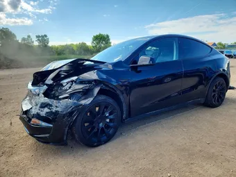 2023 Tesla Model Y 7SAYGDEE3PA026064