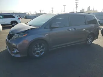 2015 Toyota Sienna 5TDXK3DC3FS655967