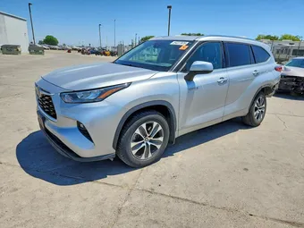 2020 Toyota Highlander 5TDHBRCH1LS507588