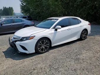2018 Toyota Camry 4T1B11HK2JU667076