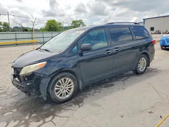 2016 Toyota Sienna 5TDYK3DC8GS696911