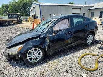 2017 Toyota Yaris 3MYDLBYV0HY167336