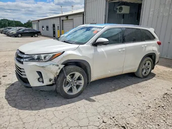 2018 Toyota Highlander 5TDDZRFH7JS907156