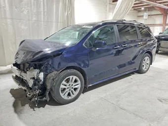 2025 Toyota Sienna Hybrid 5TDJSKFC3SS167951