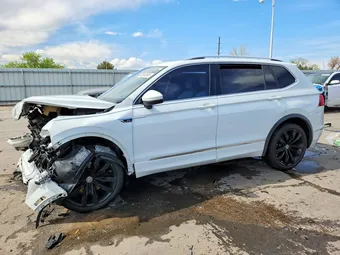 2020 Volkswagen Tiguan 3VV4B7AX0LM034393