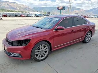 2017 Volkswagen Passat 1VWGT7A33HC025800