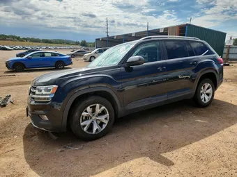 2018 Volkswagen Atlas 1V2LR2CA8JC556588