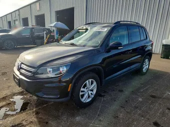 2017 Volkswagen Tiguan WVGBV7AX0HK024793