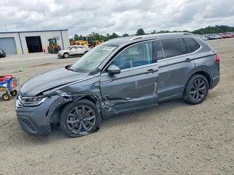 2022 Volkswagen Tiguan 3VV3B7AX0NM066825