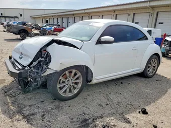 2018 Volkswagen Beetle 3VWFD7AT4JM714189