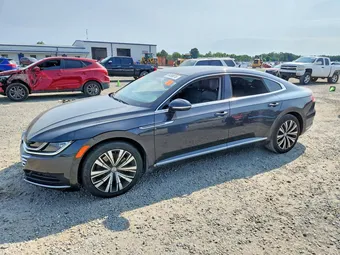 2019 Volkswagen Arteon WVWBR7AN5KE008408