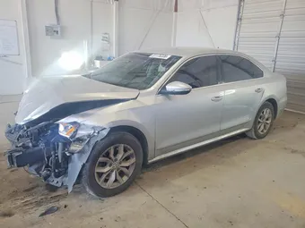 2016 Volkswagen Passat 1VWAT7A39GC020363