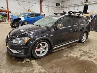 2017 Volkswagen Golf Alltrack 3VWM17AU5HM523688