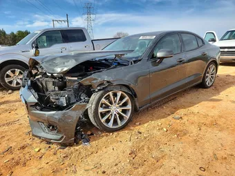 2020 Volvo S60 7JR102FK9LG064379